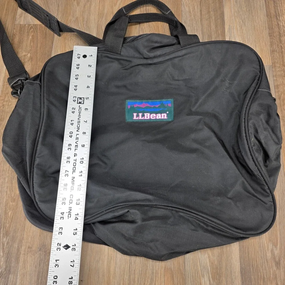 LL Bean Vintage Black‎ Nylon Shoulder Bag Messenger Mountain Logo Ripstop